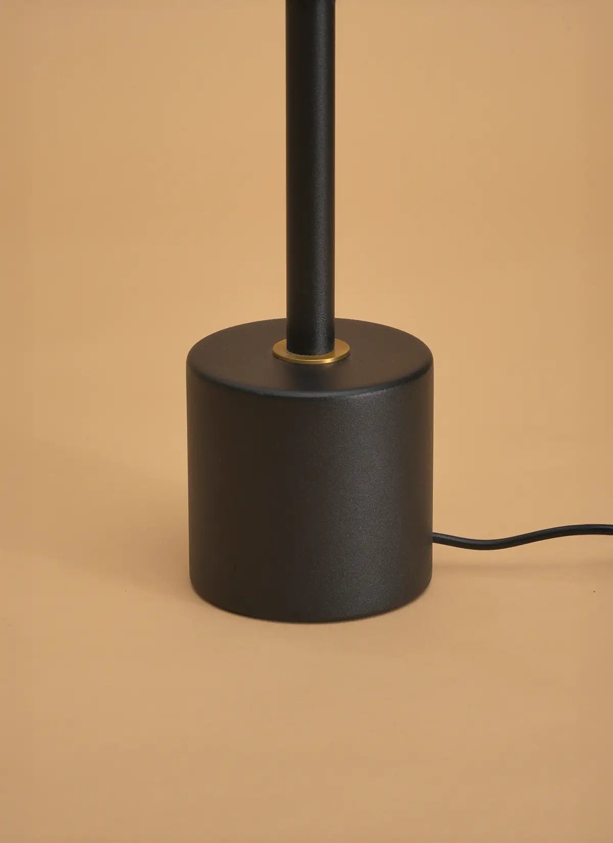 Versa Tabletop Grow Light