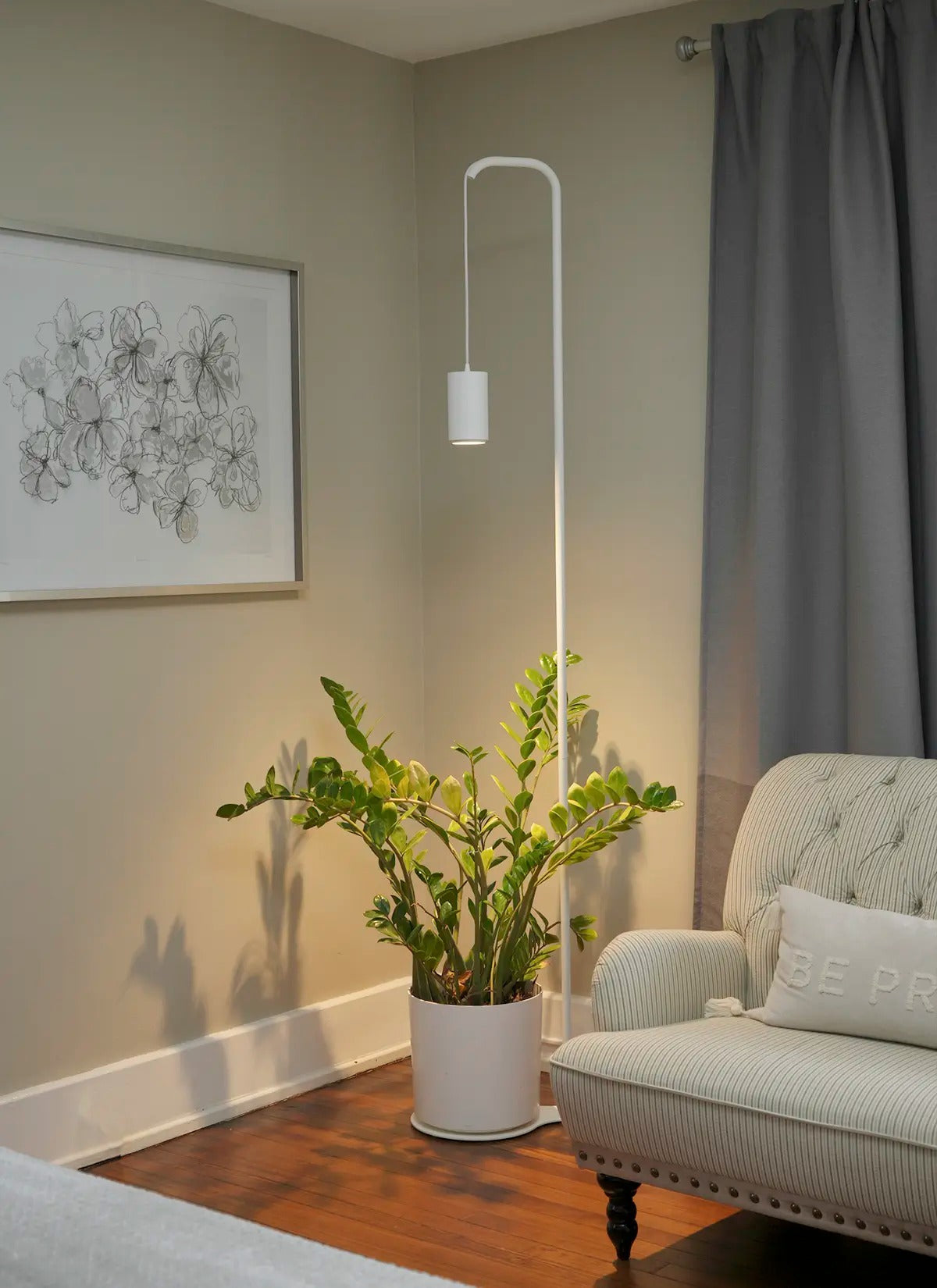 Aspect Grow Light with Stello Pendant Stand Set