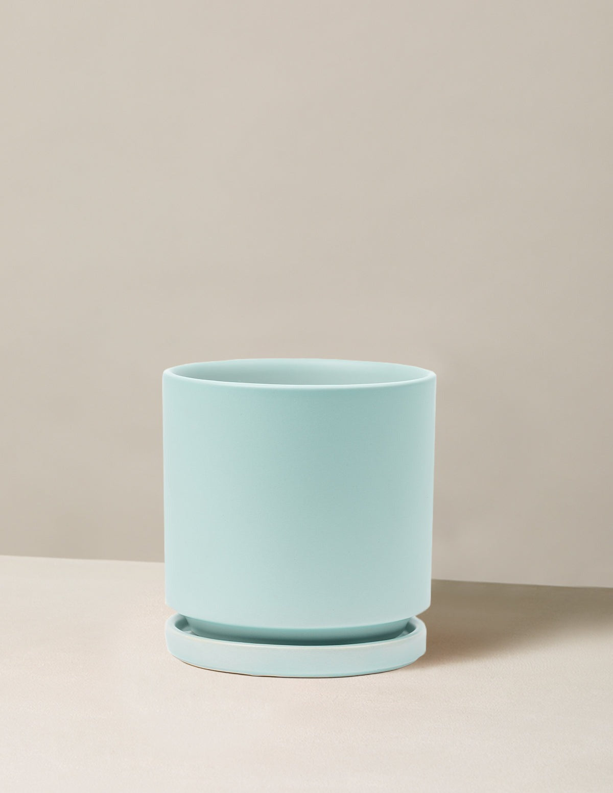 Isabella Planter (LGL)